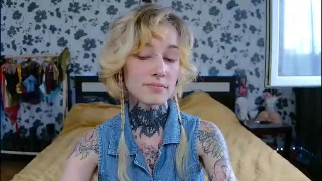 Image 4 of littlespacemouse Stream on Chaturbate on 1 month ago