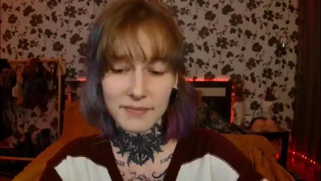 Image 2 of littlespacemouse Stream on Chaturbate on 1 day ago