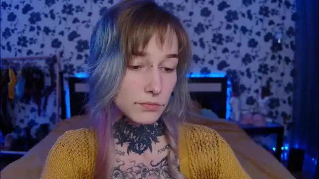 Image 3 of littlespacemouse Stream on Chaturbate on 1 month ago