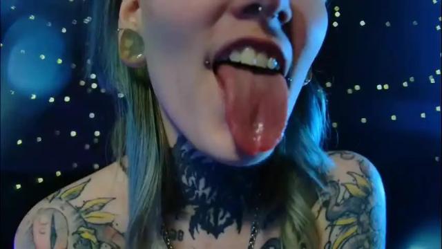 Image 2 of littlespacemouse Stream on Chaturbate on 29 days ago