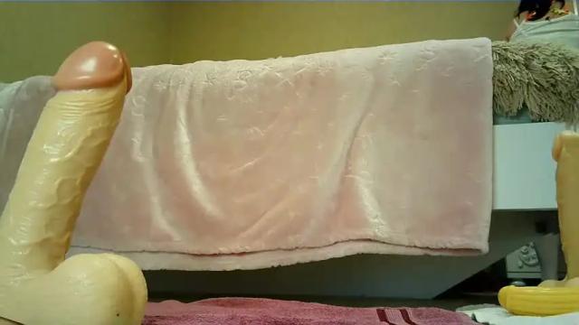 Image 7 of littlesubgirl_ Stream on Chaturbate on 17 months ago