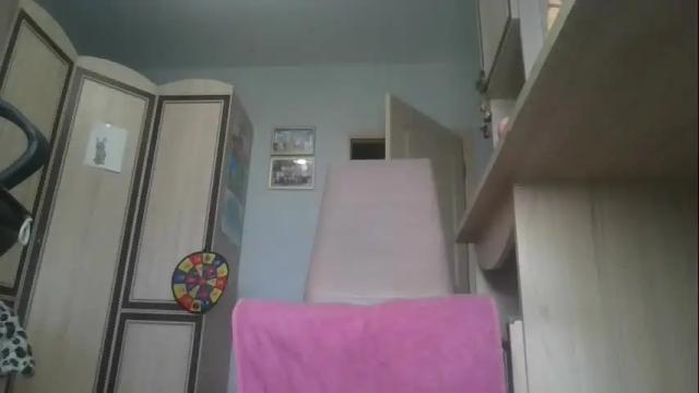 Image 3 of littlesubgirl_ Stream on Chaturbate on 3 months ago