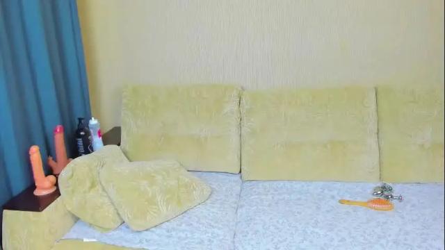 Image 8 of littlesweetkittens Stream on Chaturbate on 13 days ago