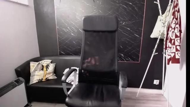 Image 11 of littleviki_ Stream on Chaturbate on 1 month ago