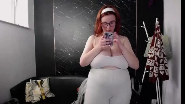 Image 7 of littleviki_ Stream on Chaturbate on 28 days ago