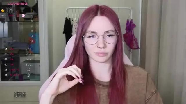 Image 2 of littlevildevil Stream on Chaturbate on 1 month ago
