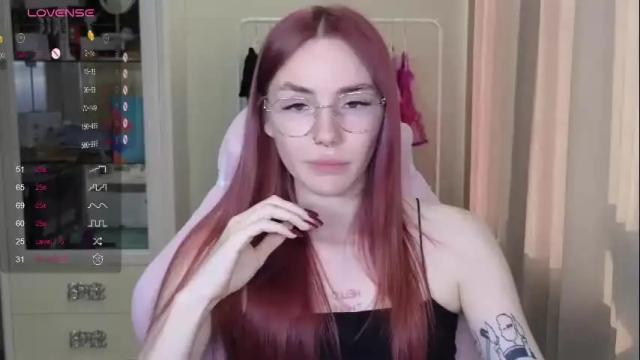 Image 11 of littlevildevil Stream on Chaturbate on 25 days ago