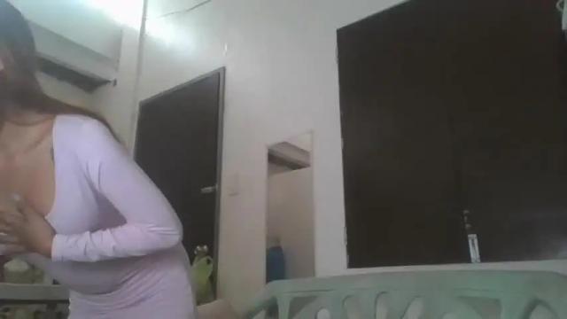 Image 3 of littleyazz_ Stream on Chaturbate on 14 months ago