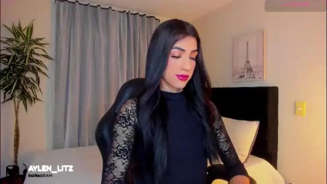 Image 3 of litz_81 Stream on Chaturbate on 1 month ago