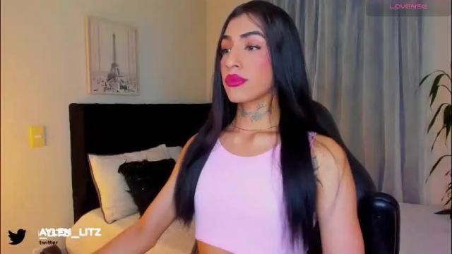 Image 4 of litz_81 Stream on Chaturbate on 1 month ago