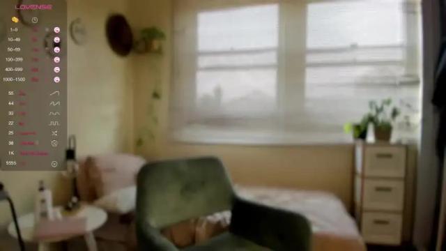 Image 12 of liv_monroe Stream on Chaturbate on 25 months ago