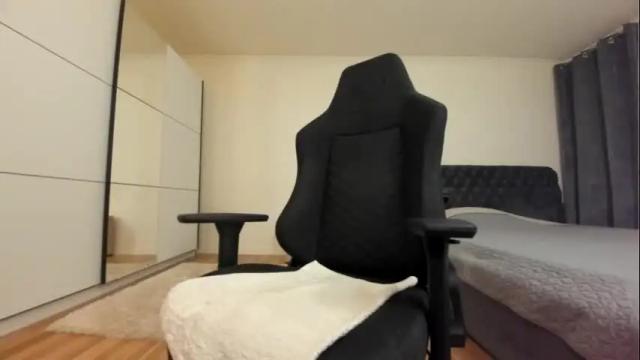 Image 12 of liveclassjay Stream on Chaturbate on 8 days ago
