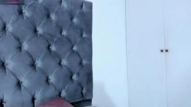 Image 7 of livesteph_ Stream on Chaturbate on 21 months ago