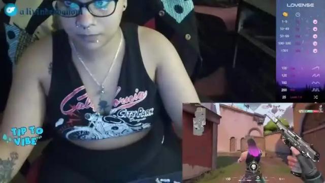 Image 12 of livindedbellz Stream on Chaturbate on 20 months ago