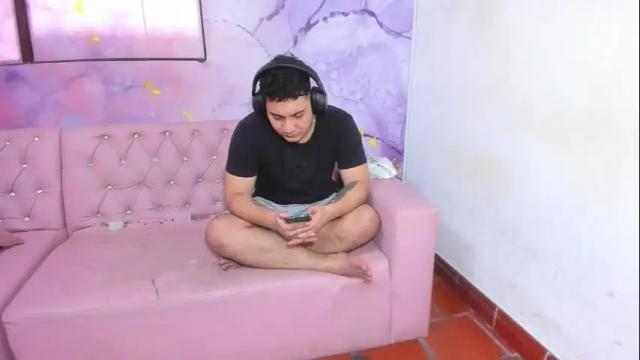 Thumbnail 1, living_room1's Stream at Chaturbate, 9 months ago