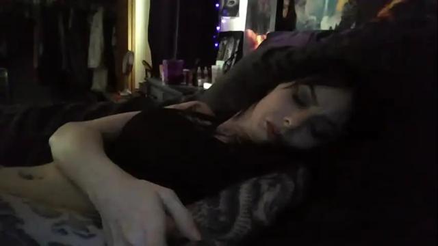 Image 10 of livmirage Stream on Chaturbate on 16 days ago
