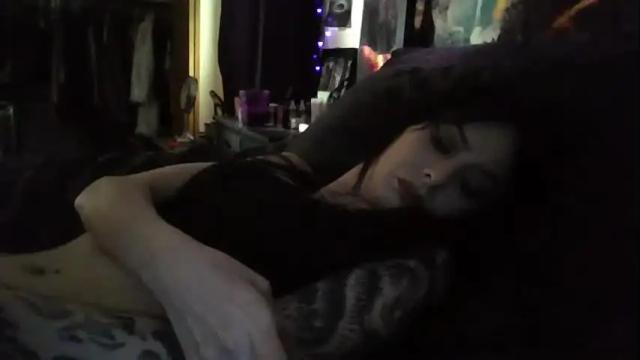 Image 2 of livmirage Stream on Chaturbate on 16 days ago