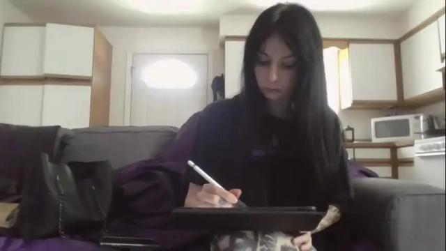 Image 7 of livmirage Stream on Chaturbate on 13 days ago