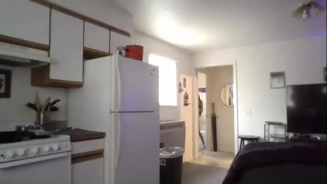 Image 2 of livmirage Stream on Chaturbate on 2 days ago