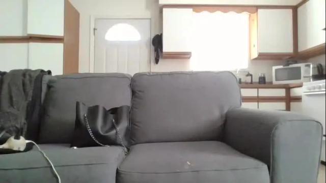 Image 2 of livmirage Stream on Chaturbate on 2 months ago