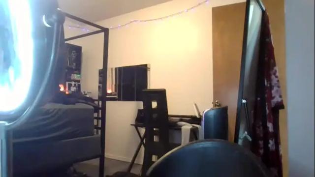 Image 10 of livmirage Stream on Chaturbate on 2 months ago