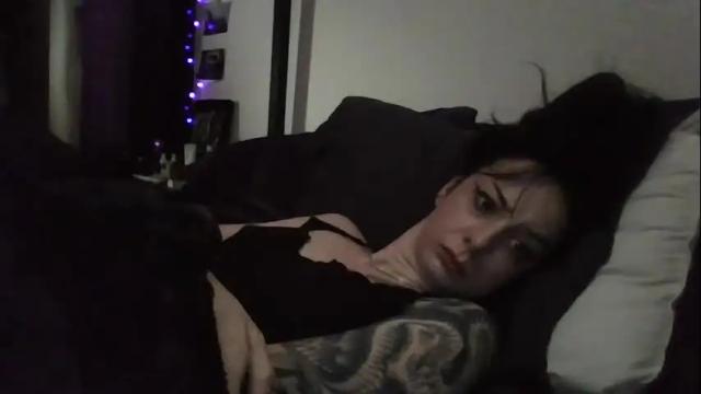 Image 2 of livmirage Stream on Chaturbate on 2 months ago