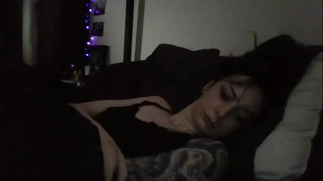 Image 3 of livmirage Stream on Chaturbate on 2 months ago