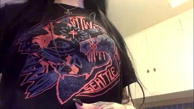 Image 2 of livmirage Stream on Chaturbate on 16 days ago