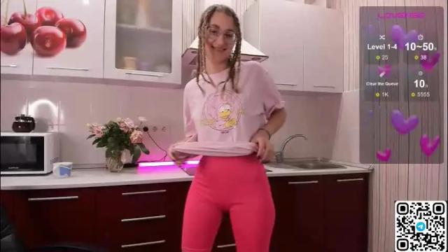 Image 8 of livyybosom Stream on Chaturbate on 2 months ago