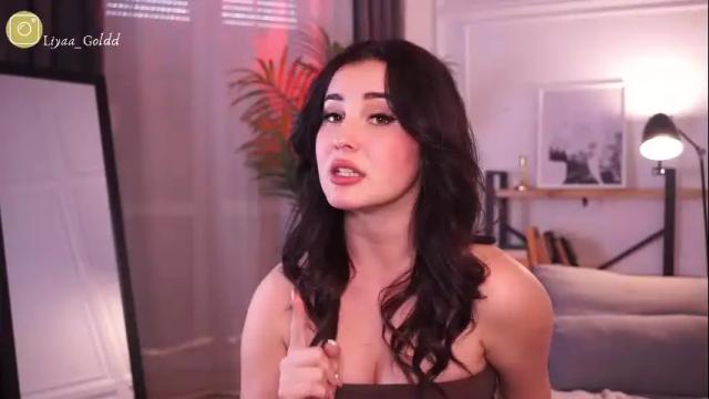 Image 3 of liya__gold Stream on Chaturbate on 26 days ago