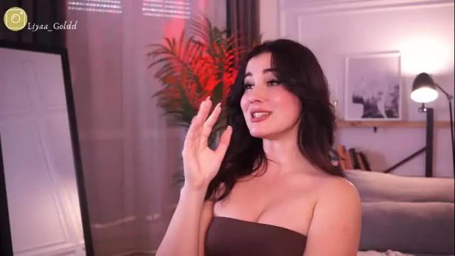Image 6 of liya__gold Stream on Chaturbate on 26 days ago