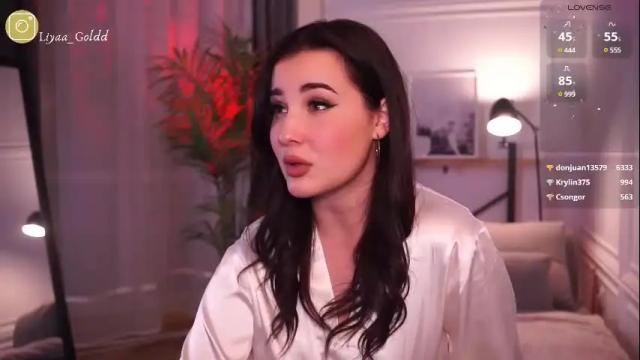 Image 2 of liya__gold Stream on Chaturbate on 25 days ago