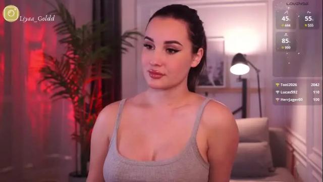 Image 4 of liya__gold Stream on Chaturbate on 23 days ago