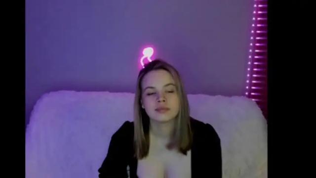Image 8 of liya_sweet_ Stream on Chaturbate on 13 months ago