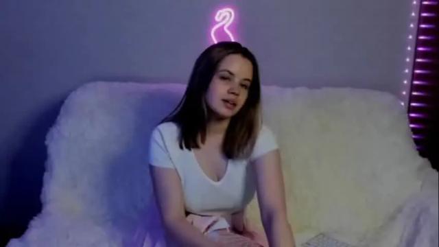 Image 3 of liya_sweet_ Stream on Chaturbate on 13 months ago