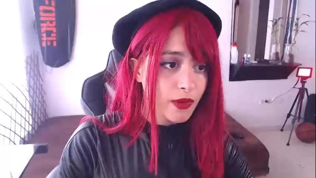 Image 6 of liz_beths Stream on Chaturbate on 3 months ago