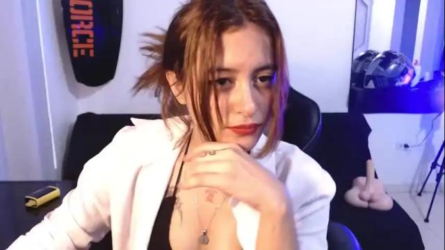 Image 2 of liz_beths Stream on Chaturbate on 2 months ago