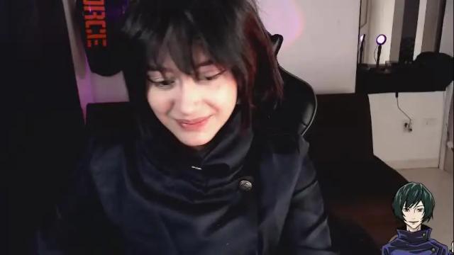 Image 2 of liz_beths Stream on Chaturbate on 6 days ago