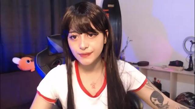 Image 3 of liz_beths Stream on Chaturbate on 1 month ago