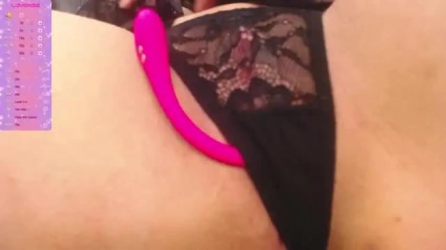 Thumbnail 1, liz_holmes's Stream at Chaturbate, 13 months ago