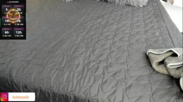 Image 4 of liz_holmes Stream on Chaturbate on 2 months ago