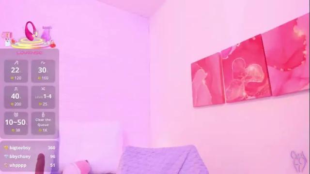 Image 4 of liza_bennet Stream on Chaturbate on 9 days ago