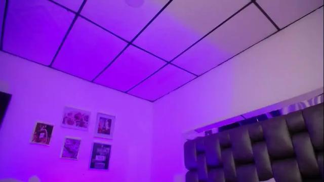 Image 7 of liza_honey Stream on Chaturbate on 4 days ago
