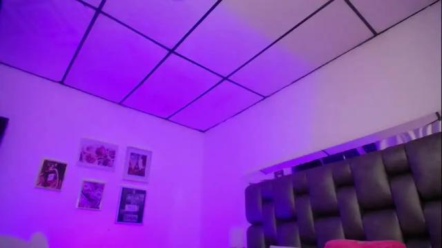 Image 10 of liza_honey Stream on Chaturbate on 3 months ago