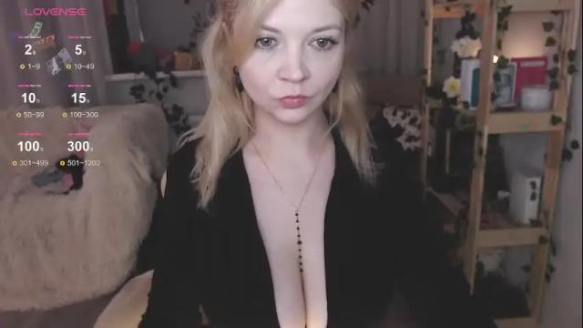 Image 2 of liza_wet Stream on Chaturbate on 1 month ago