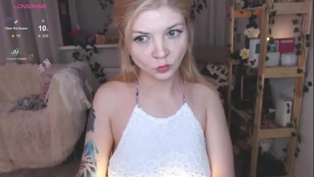 Image 4 of liza_wet Stream on Chaturbate on 1 month ago