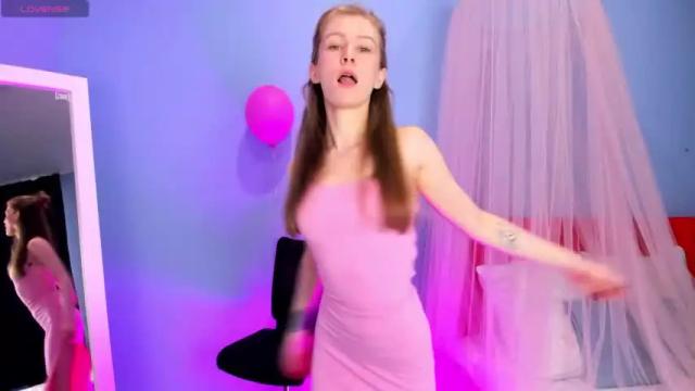 Image 6 of lizabeth_ann Stream on Chaturbate on 21 months ago