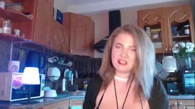 Image 4 of lizacakes Stream on Chaturbate on 27 days ago