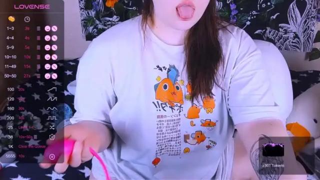 Image 8 of lizacurvy Stream on Chaturbate on 18 months ago