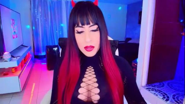 Image 12 of lizagothdoll Stream on Chaturbate on 5 months ago